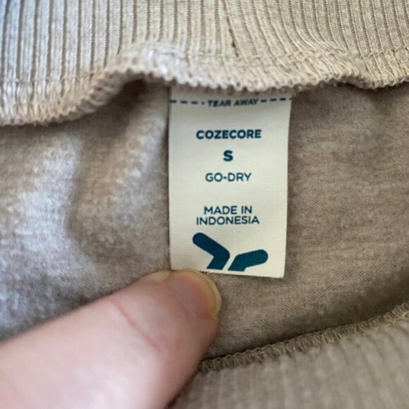 OLD NAVY Cozecore Cropped Mock Neck Top Moon Mist Tan Small - Picture 8 of 9